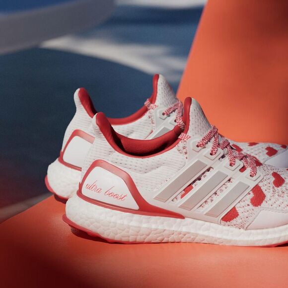 6W - [NEW] Women's adidas UltraBoost 1.0 Running Shoes 'Valentine Day' JR5845 - Picture 8 of 8